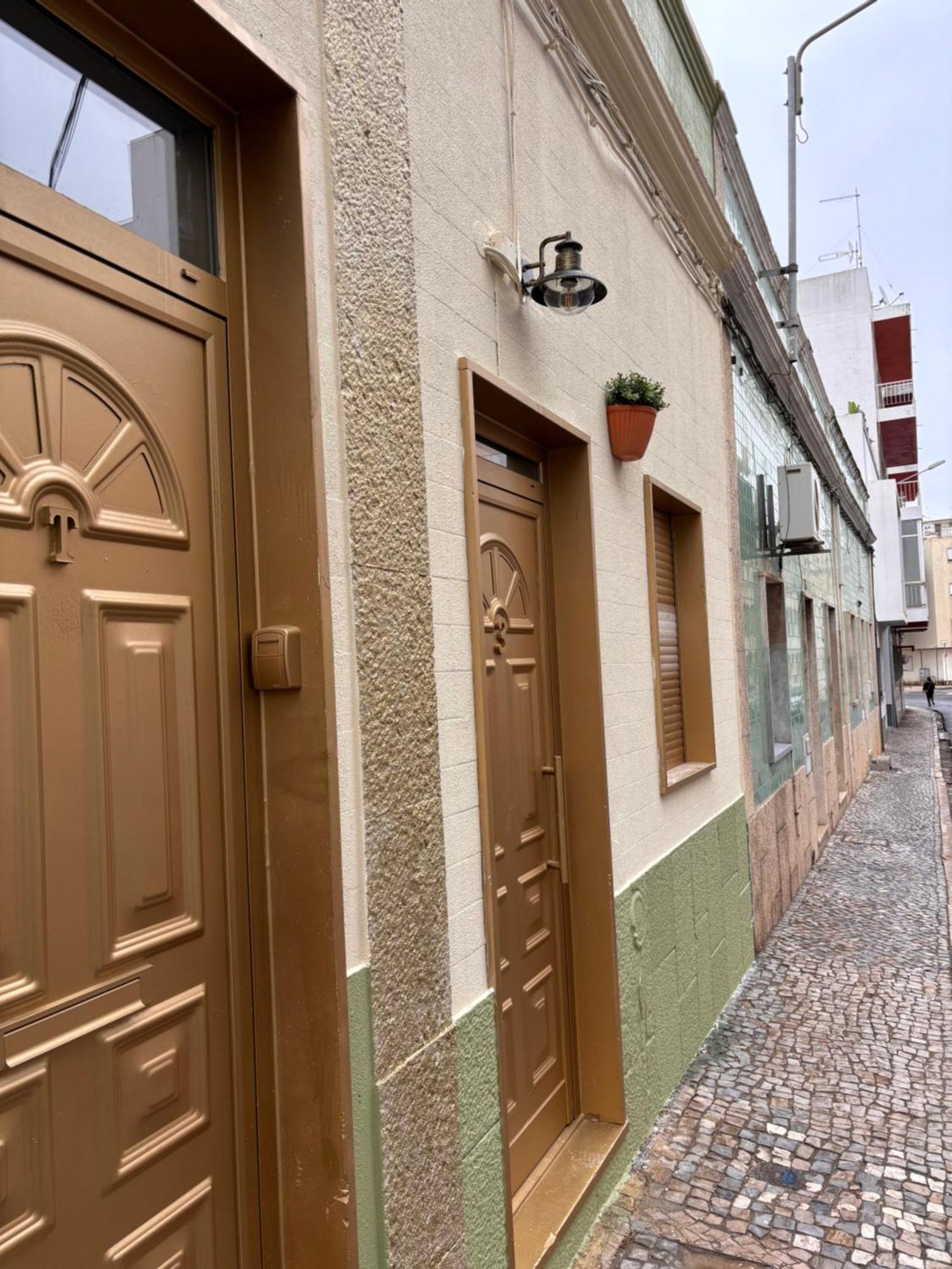 فيلا Casa Oliveira Olhão المظهر الخارجي الصورة